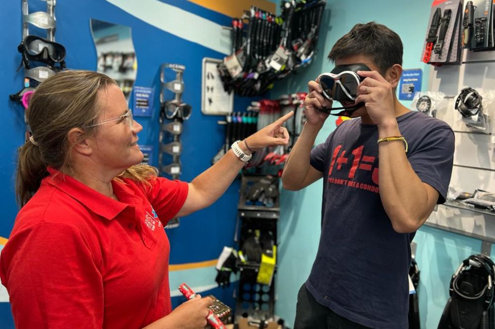 Selecting the perfect snorkel mask